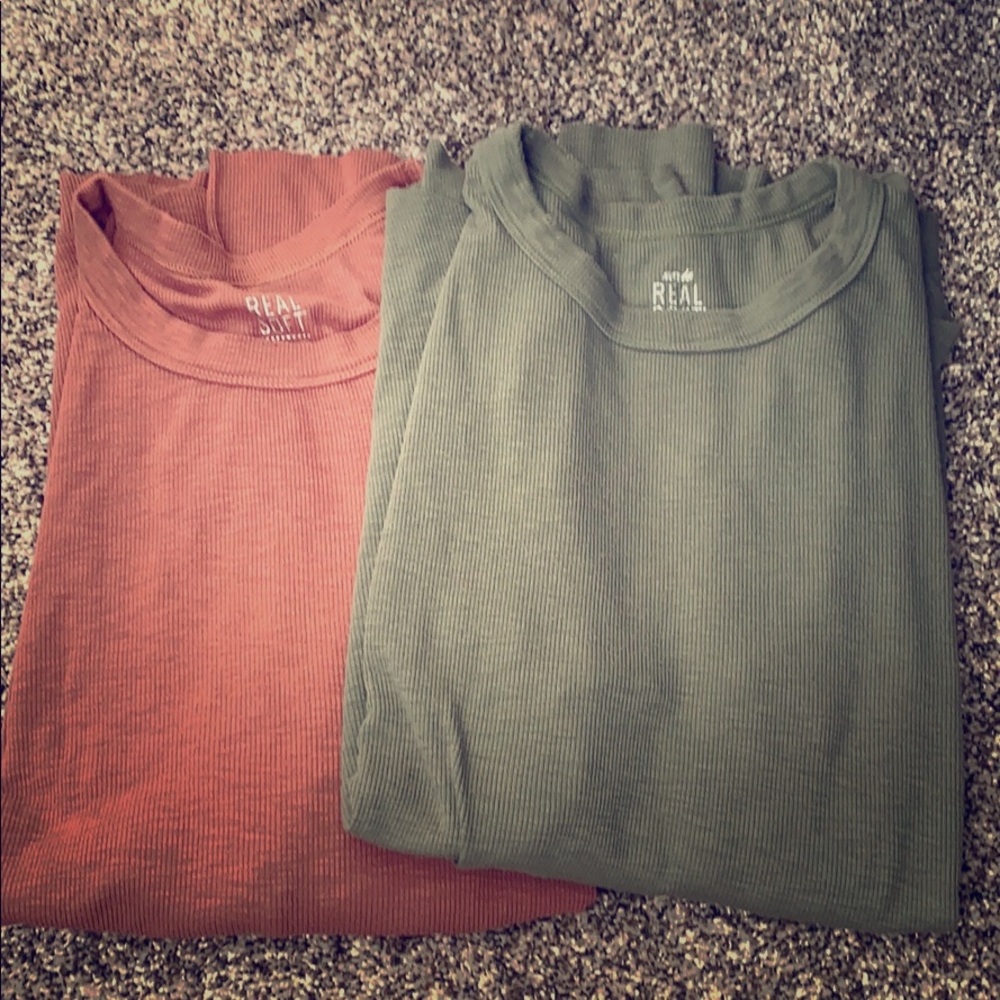 American eagle long sleeves